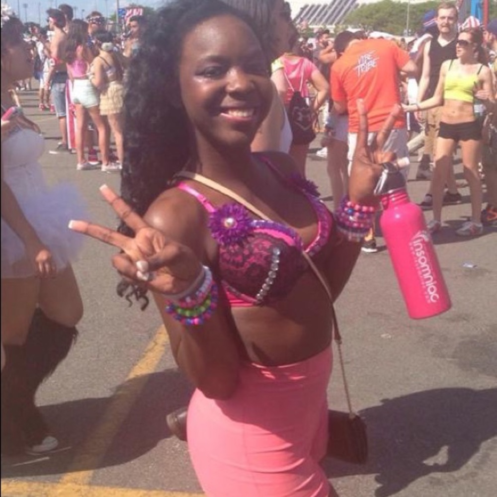 Rave bra